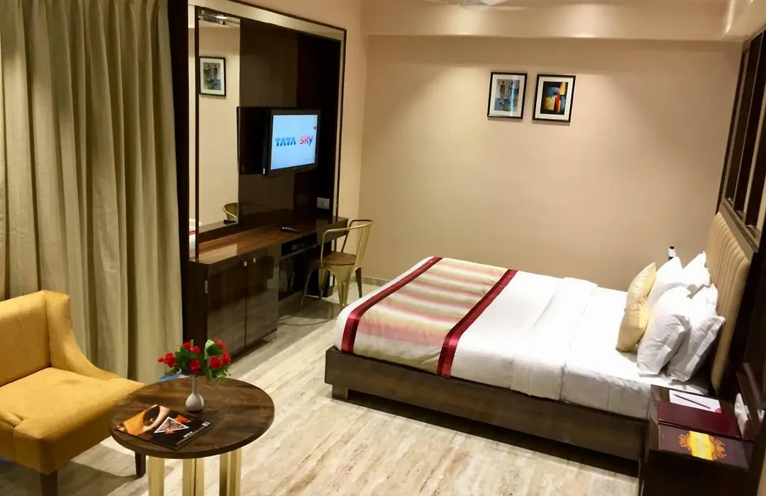 Treatotel-1